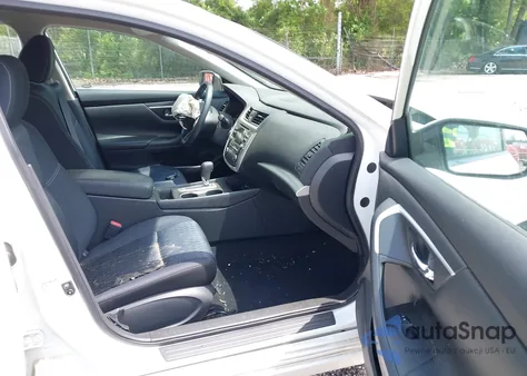 2017 Nissan Altima 2.5 S из США, поврежденный, VIN 1N4AL3APXHC233988